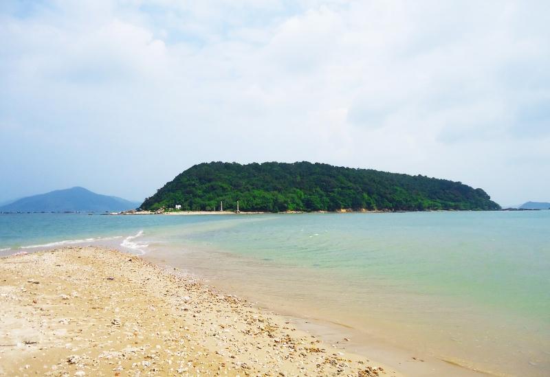 Khám phá 5 hòn đảo tuyệt mỹ lý tưởng cho kỳ cắm trại đáng nhớ tại Phú Yên