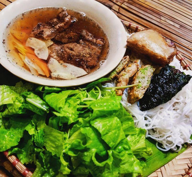 Top 5 Gánh Hàng Ăn Đậm Đà Hương Vị Hà Nội