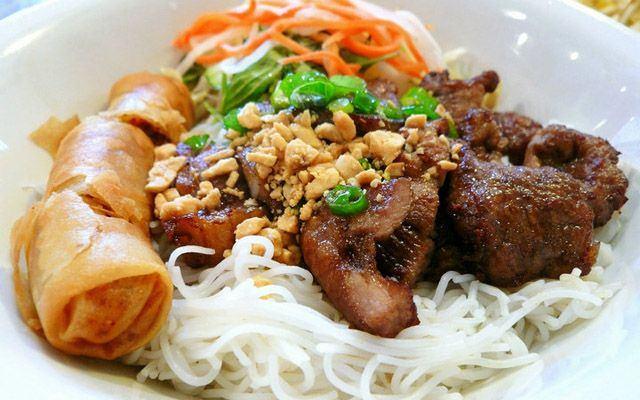 Top 4 quán bún thịt nướng được yêu thích nhất tại TP. Hội An, Quảng Nam