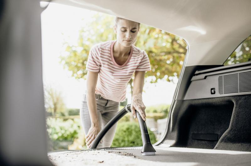 Top 9 máy hút bụi giường nệm đáng mua nhất hiện nay