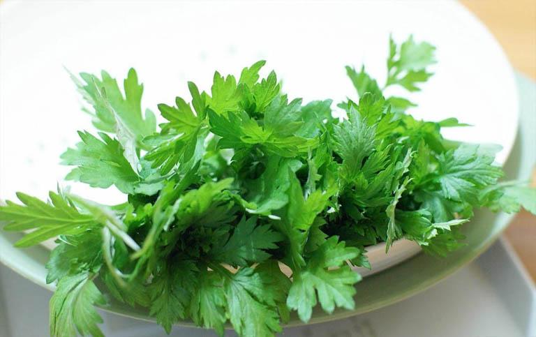 Những loại rau nào bà bầu không nên ăn trong giai đoạn đầu thai kỳ để giảm nguy cơ sảy thai?