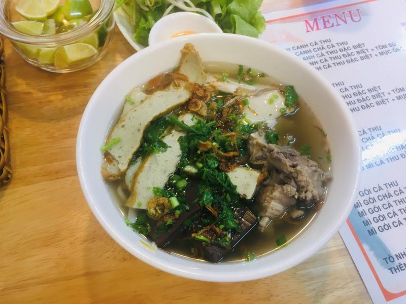 Khám Phá 7 Quán Bánh Canh Ngon Nhất Quận 7, TP. HCM