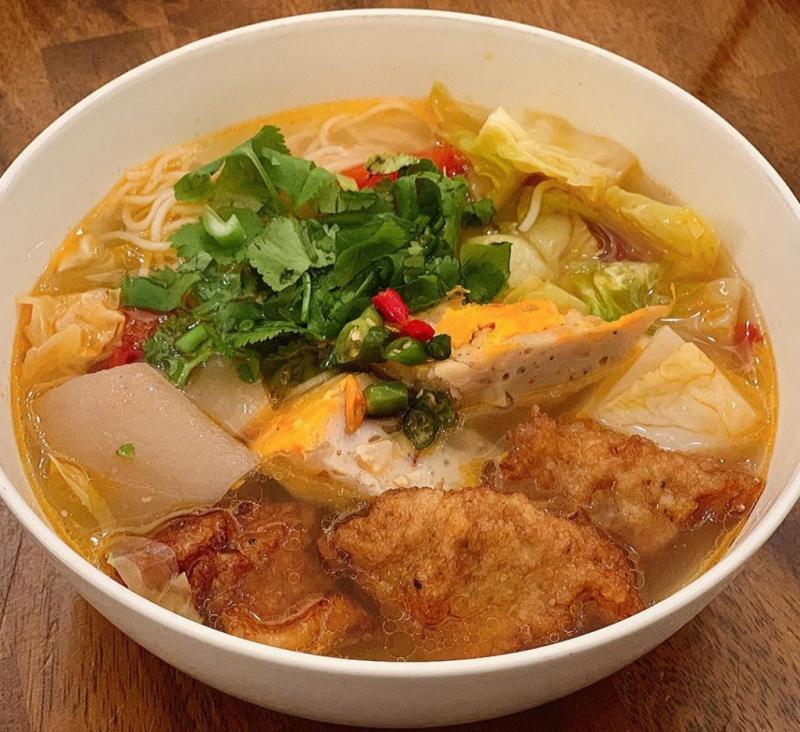 12 quán bún chả cá tuyệt vời tại Sài Gòn – một danh sách không thể thiếu cho những ai yêu thích món bún chả cá đặc trưng của thành phố này. Mỗi quán đều mang đến một hương vị riêng biệt, hấp dẫn mà bạn không thể bỏ qua.