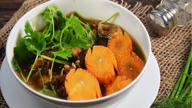 Cách chế biến món tim heo hầm thuốc Bắc để tăng cường sức khỏe