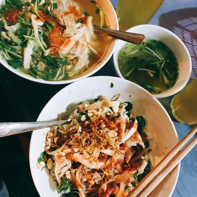 Top 9 địa chỉ phở gà trộn ngon đáng thử nhất tại Hà Nội