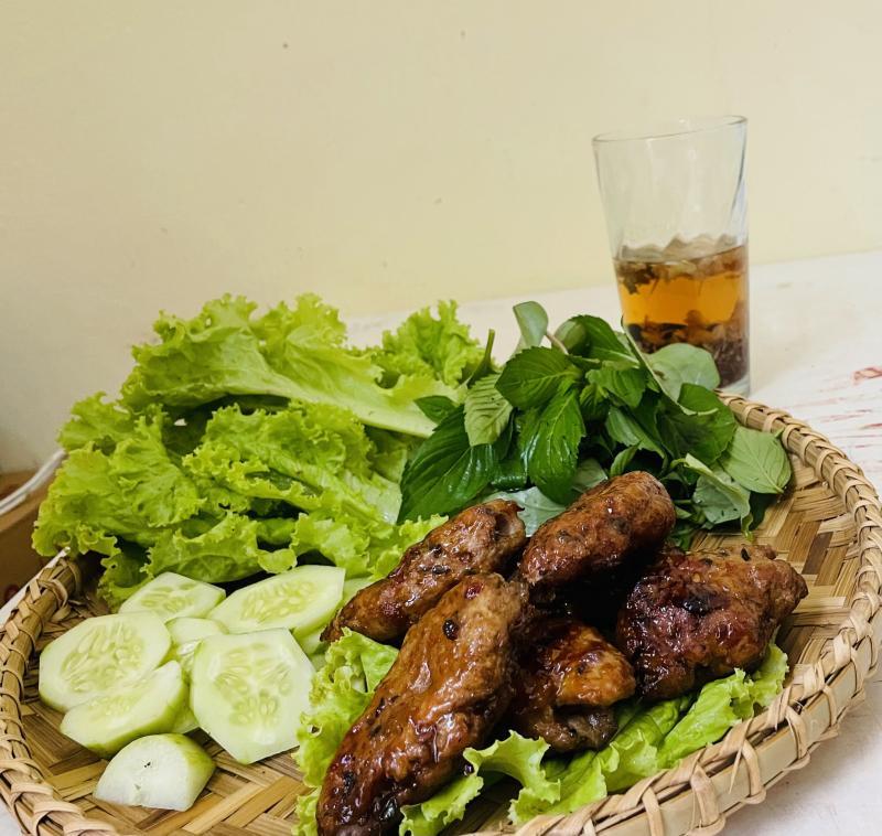 Khám Phá Top 4 Địa Chỉ Nem Nướng Ngon Nhất Tại Quận Phú Nhuận, TP. HCM