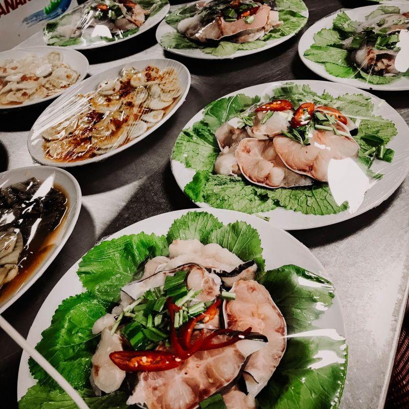 8 Địa chỉ ẩm thực đáng trải nghiệm nhất trên đường Triệu Quang Phục, Huế