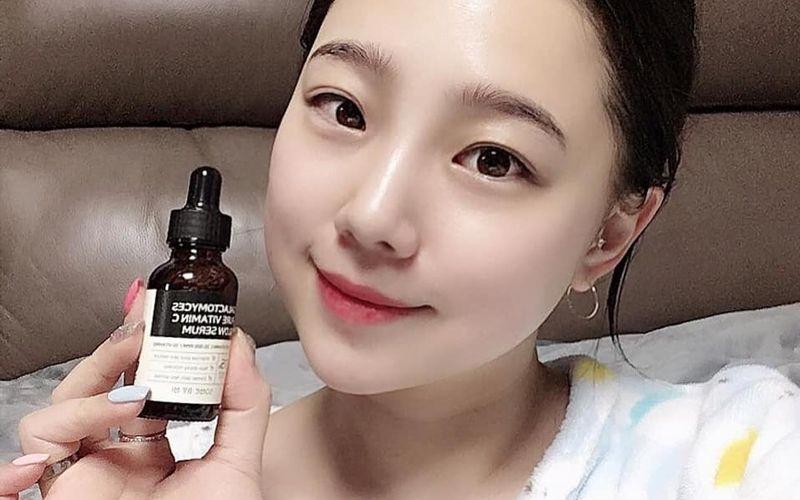 Khám phá 13 loại serum dưỡng trắng da nổi tiếng và hiệu quả nhất hiện nay