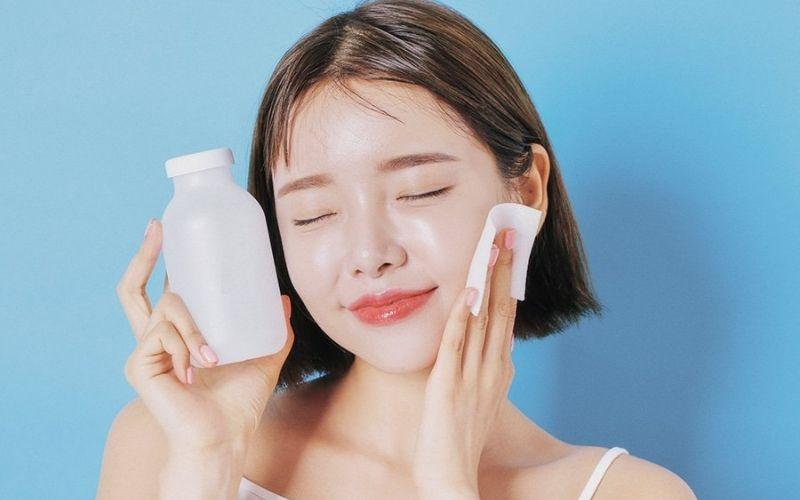 Top 17 loại nước tẩy trang an toàn và hiệu quả nhất cho mọi làn da năm 2021