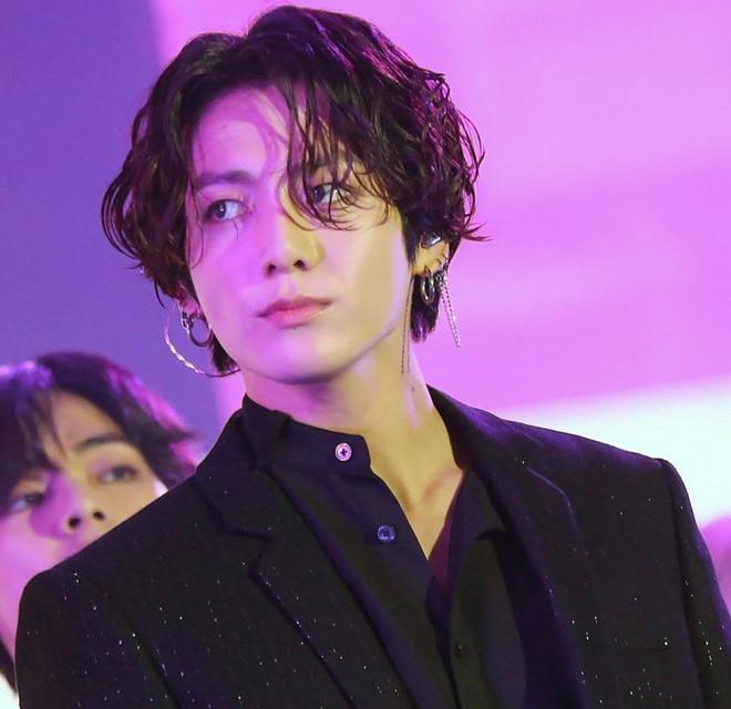 Top 5 Nghệ sĩ K-Pop được yêu thích nhất tại Việt Nam