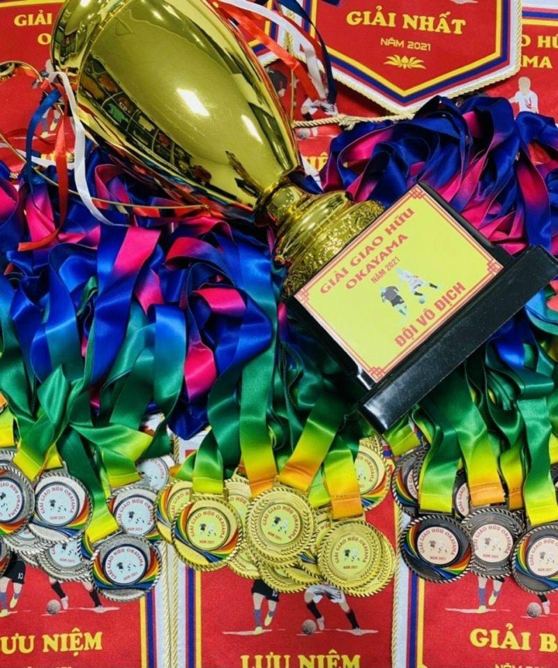 Top 5 địa chỉ sản xuất kỷ niệm chương, cúp chất lượng, uy tín tại Đà Nẵng