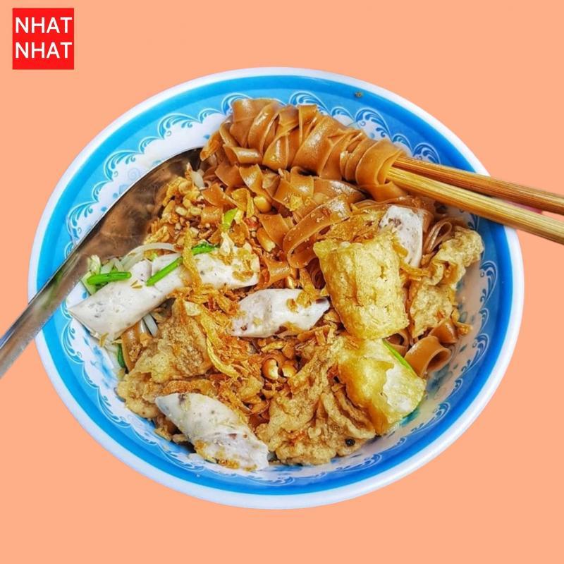 Top 5 địa chỉ bánh đa trộn, miến trộn nổi tiếng tại Hà Nội