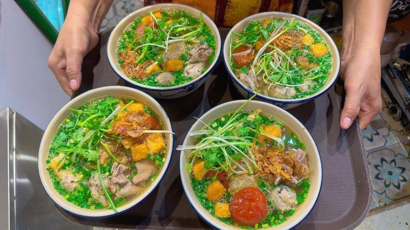 Top 10 quán bún riêu nổi tiếng không thể bỏ lỡ tại Sài Gòn