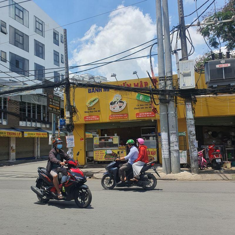 Top 8 Tiệm Bánh Mì Được Yêu Thích Nhất Tại Quận Tân Phú, TP. HCM