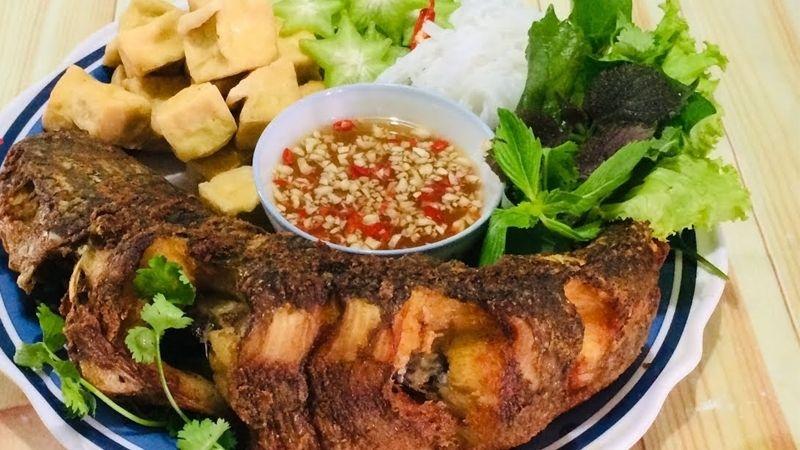 Bật mí công thức cá lóc chiên giòn rụm cuốn bánh tráng - Đậm đà hương vị, hấp dẫn khó quên