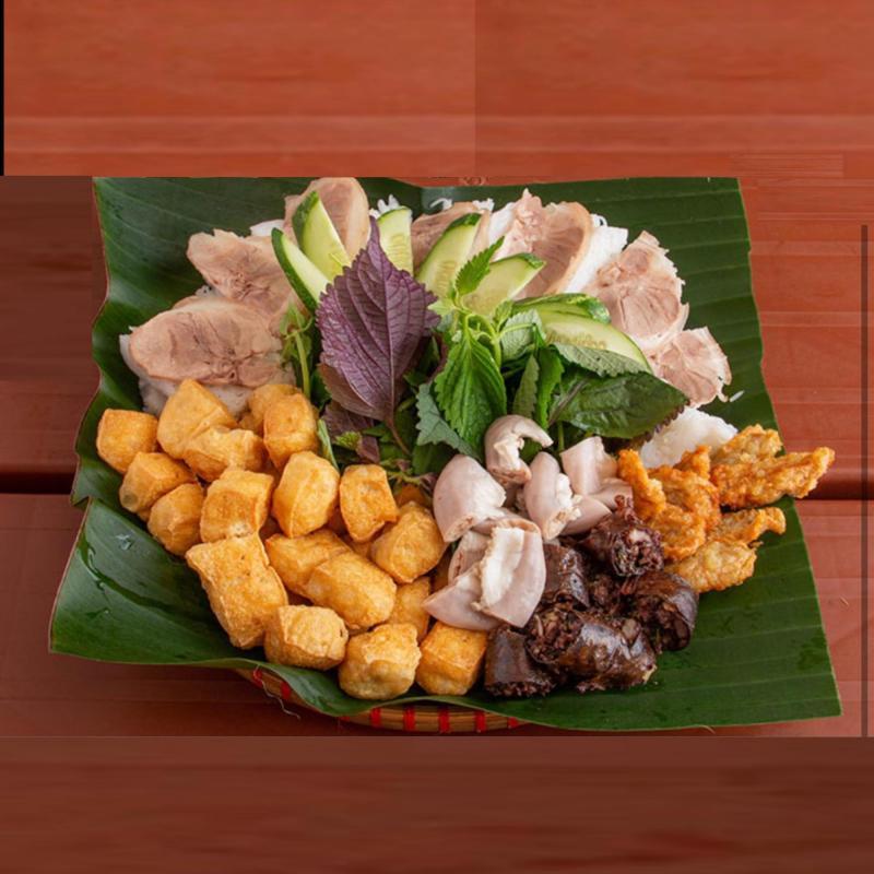 Top 8 Địa điểm ẩm thực hấp dẫn trên đường Đê La Thành, Hà Nội