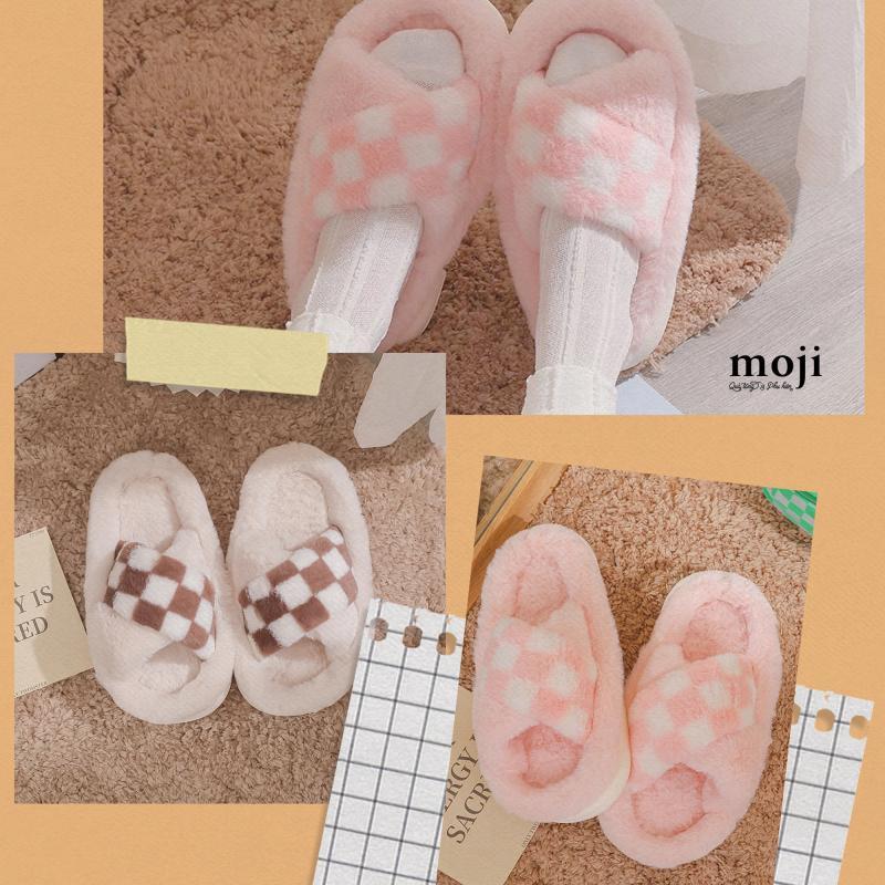 Top 8 Địa Điểm Lý Tưởng Mua Dép Đi Trong Nhà Đẹp Nhất Hà Nội