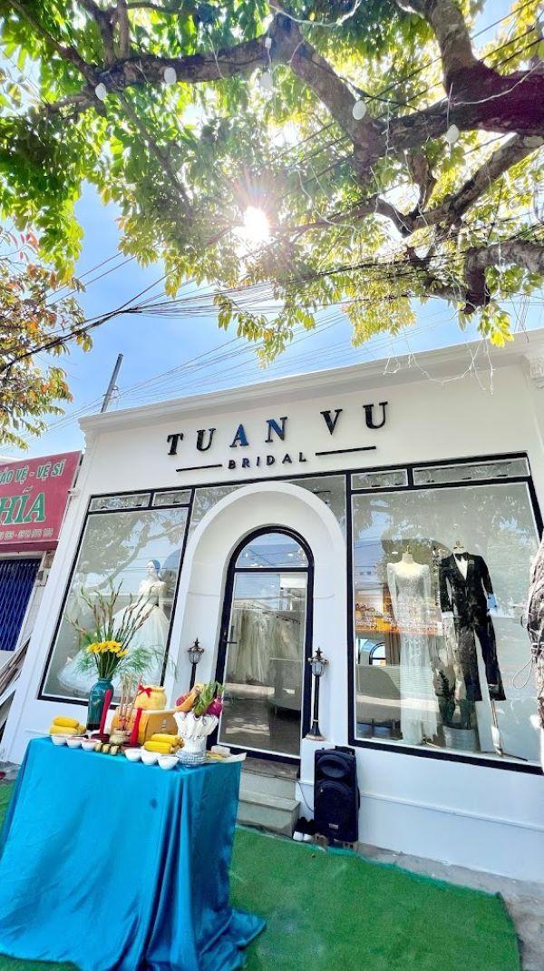 Top 8 Địa chỉ trang điểm dự tiệc hàng đầu tại TP. Bến Tre, Bến Tre