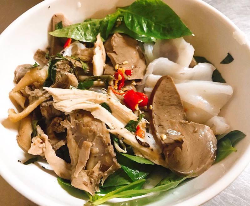 Top 10 điểm đến nhất định phải thử khi muốn thưởng thức bánh ướt lòng gà đặc sản tại thành phố Đà Lạt mộng mơ