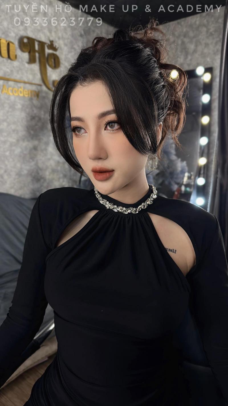 Top 9 địa chỉ trang điểm dự tiệc ấn tượng nhất Biên Hòa - Đánh thức vẻ đẹp lộng lẫy trong bạn