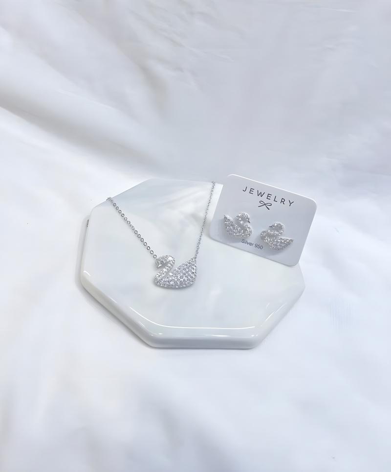 6 địa chỉ mua trang sức bạc uy tín và chất lượng nhất tại quận Long Biên, Hà Nội
