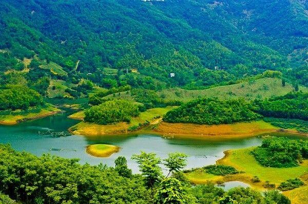Top 10 địa điểm sinh viên không nên bỏ lỡ trong hành trình khám phá