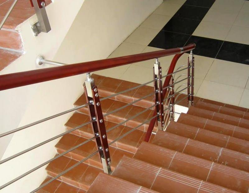 Top 5 Đơn vị thiết kế và thi công cầu thang inox hàng đầu tại Hà Nội