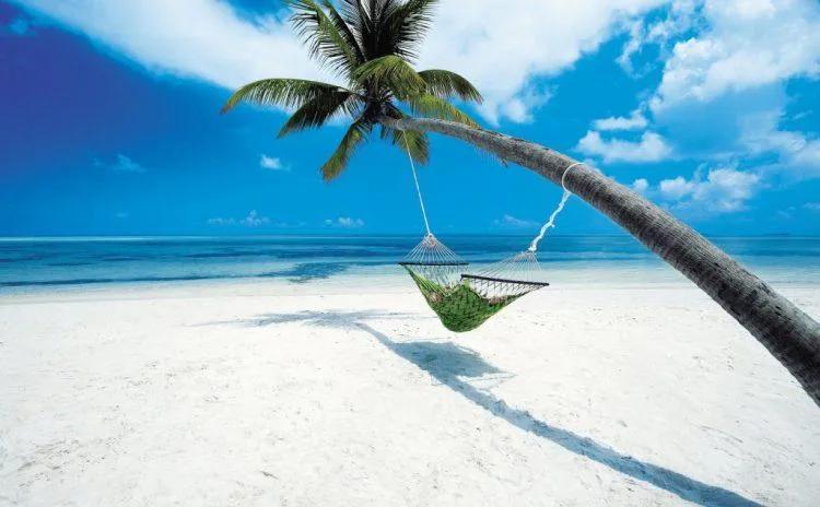 Top 10 bãi biển nước ngoài lý tưởng cho kỳ nghỉ lễ của du khách Việt