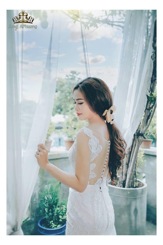 Top 10 kiểu tóc cô dâu đẹp nhất cho ngày cưới