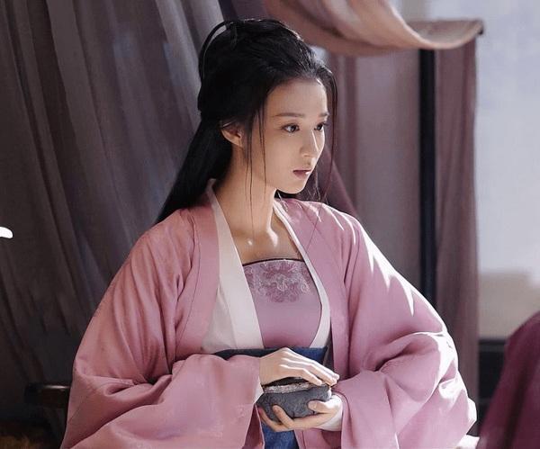 7 Áng văn xuôi tinh tế khắc họa vẻ đẹp tuyệt mỹ của Thúy Kiều qua ngòi bút thiên tài Nguyễn Du trong trích đoạn 'Chị em Thúy Kiều'