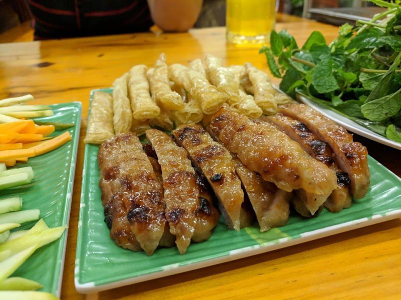Top 6 Quán nem nướng trứ danh tại Quận Ba Đình, Hà Nội bạn không nên bỏ lỡ