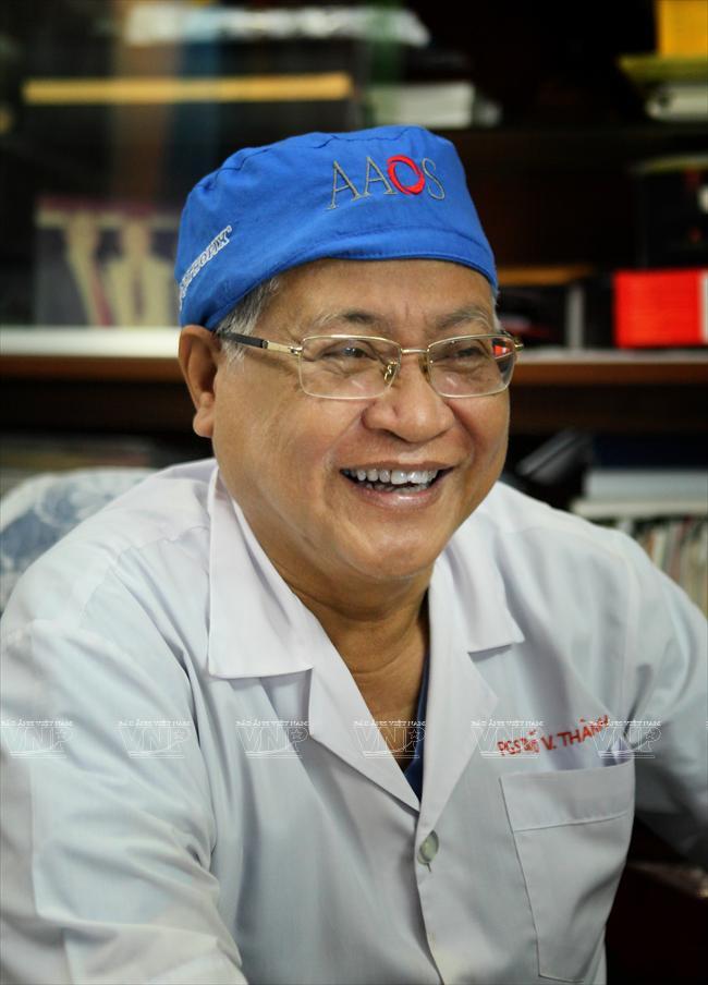 7 Chuyên gia hàng đầu khám và điều trị thoái hóa cột sống tại TP.HCM