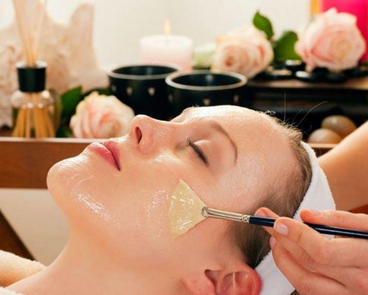 10 Công thức mặt nạ thiên nhiên đánh bay mụn ẩn hiệu quả nhất