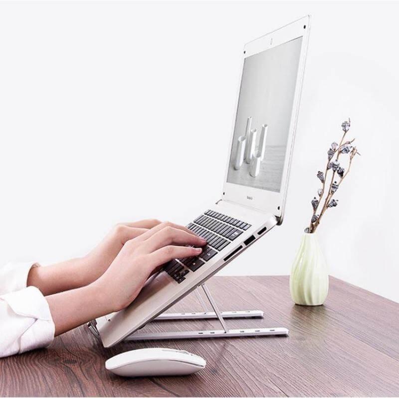11 Lý Do Thuyết Phục Bạn Nên Đầu Tư Ngay Một Chiếc Giá Đỡ Laptop