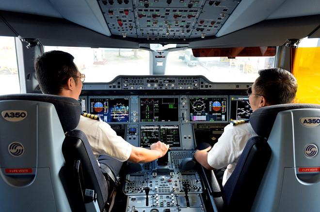 10 Nghề 'Hót' 2019: Kiếm Bộn Tiền Không Cần Bằng Đại Học