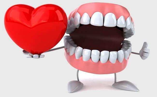 7 Điều Cần Làm Khi Gặp Tình Trạng Chảy Máu Chân Răng