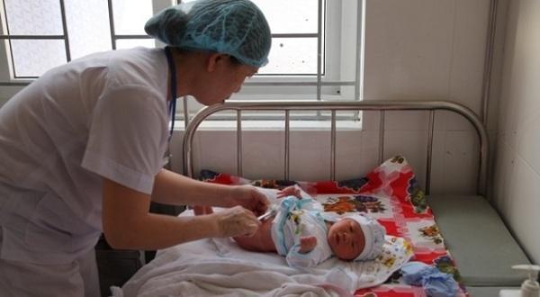 Top 10 bí quyết chăm sóc trẻ sơ sinh dưới 1 tháng tuổi