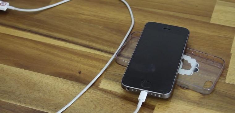 Top 10 Sai lầm phổ biến khiến smartphone nhanh chai pin bạn cần biết