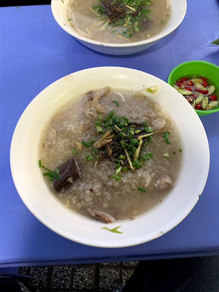 8 quán cháo lòng đậm đà hương vị không thể bỏ qua tại Quận Tân Phú, TP.HCM