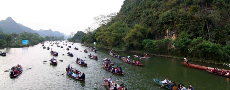 Top 10 bài văn thuyết minh về chùa Hương dành cho học sinh lớp 8 hay nhất