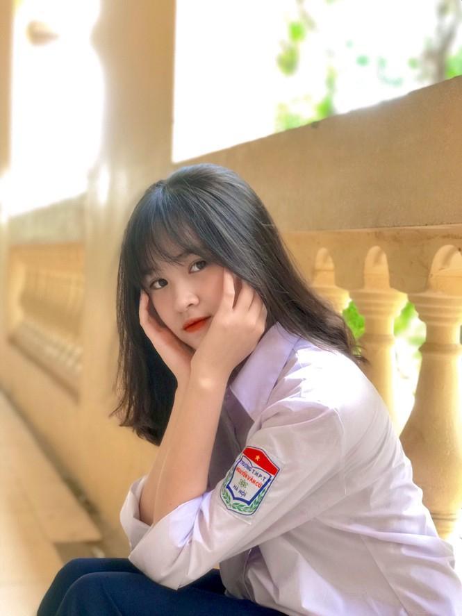 Top 8 Bài luận tự giới thiệu bản thân ấn tượng nhất bằng song ngữ Việt - Anh