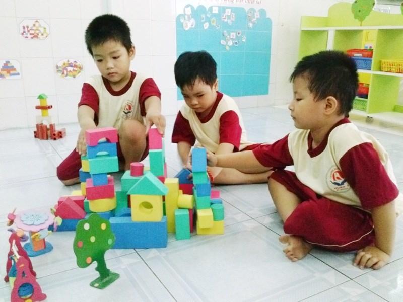 10 Hoạt Động Vui Học Giúp Trẻ Mầm Non Khám Phá Thế Giới Xung Quanh