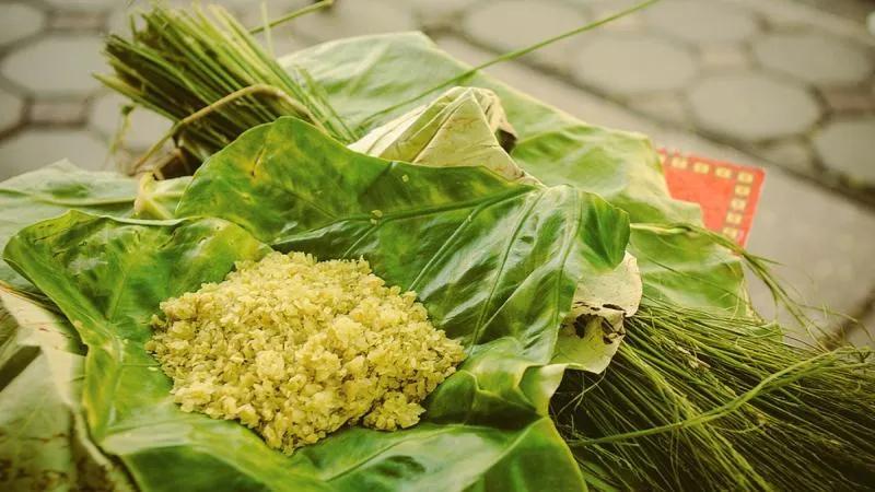 10 áng văn thuyết minh tinh tế nhất về Cốm làng Vòng - Đặc sản tinh hoa Hà Nội