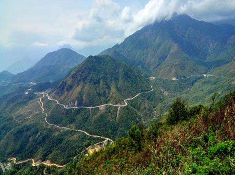 7 Áng văn phân tích tâm tư nghệ thuật trong thi phẩm 'Qua Đèo Ngang' - Tinh túy văn chương trung đại
