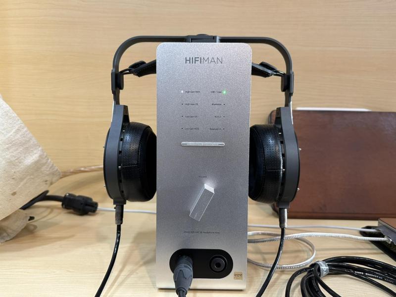 Top 10 Cửa Hàng Headphone Uy Tín Nhất Tại TP.HCM