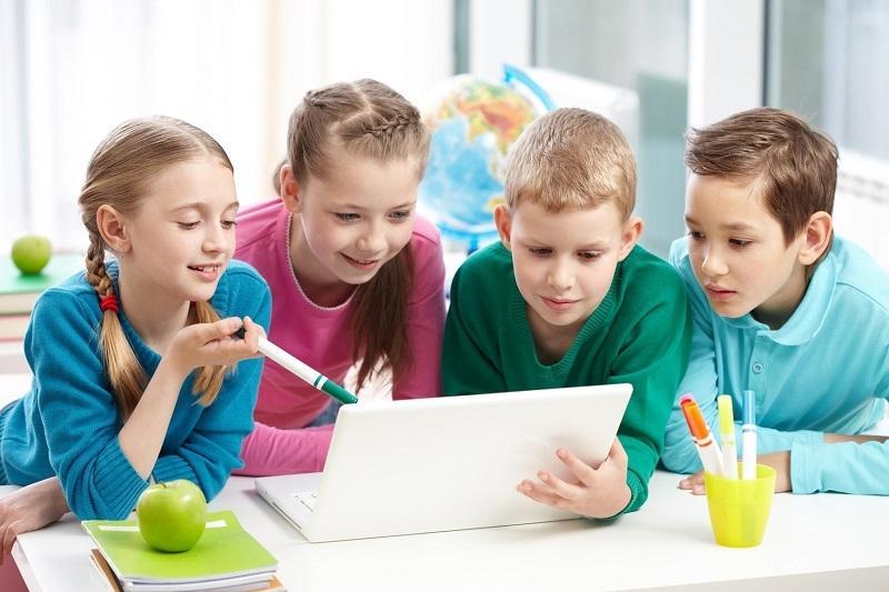 10 Bí Quyết Vàng Giúp Con Làm Chủ Tài Chính Ngay Từ Nhỏ