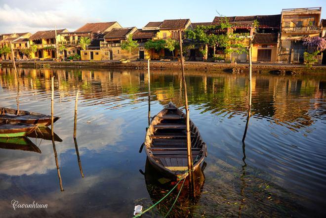 Top 10 bài văn xuất sắc phân tích tác phẩm "Tràng giang" của Huy Cận