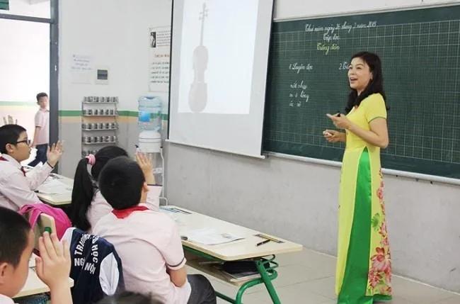 9 Câu chuyện ý nghĩa nhất về công tác chủ nhiệm lớp tiểu học