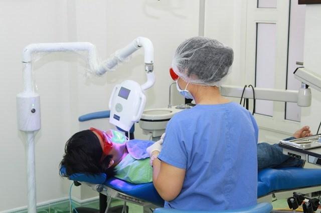 8 địa chỉ tẩy trắng răng chất lượng và uy tín bậc nhất Hà Nội