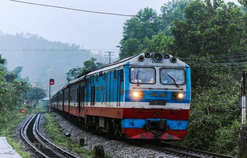 10 Bài phân tích sâu sắc nhất về hình tượng đoàn tàu trong truyện ngắn 'Hai đứa trẻ' - Thạch Lam